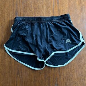 Tracksmith women’s running shorts size small